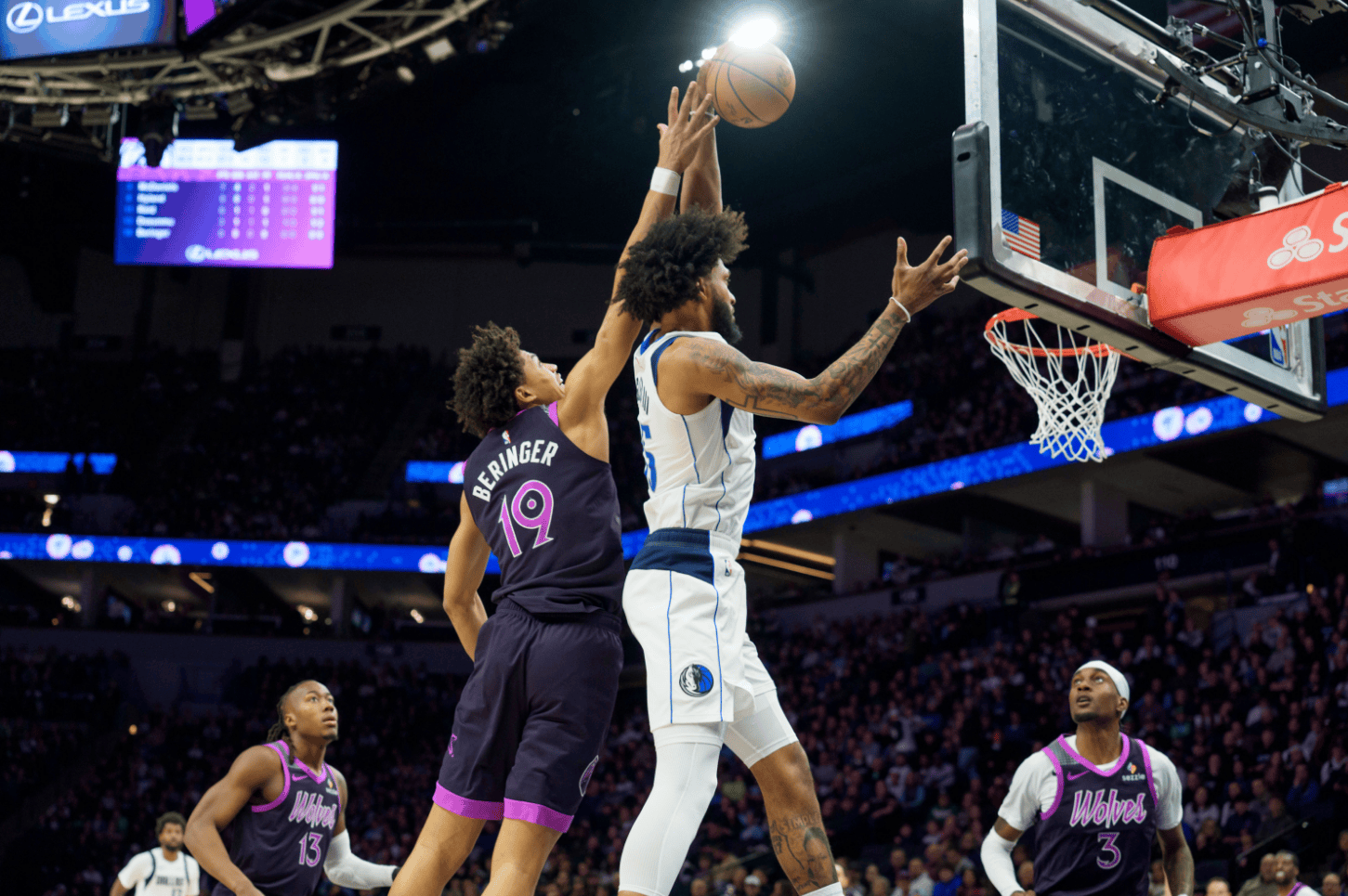 贝博官方入口-国际比赛日波特兰开拓者豪取连胜清晨洛杉矶快船备战欧篮联，媒体一致点评：莱万多夫斯基在G2比赛中惊险取胜的简单介绍