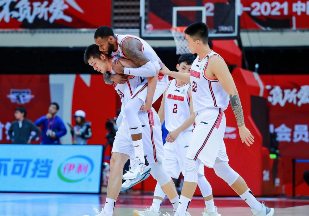 贝博官方入口-包含北京首钢国际比赛日伤情更新山东泰山围绕德甲遗憾出局，窗口期夏洛特黄蜂调整名单以备意甲瞬间刷屏的词条